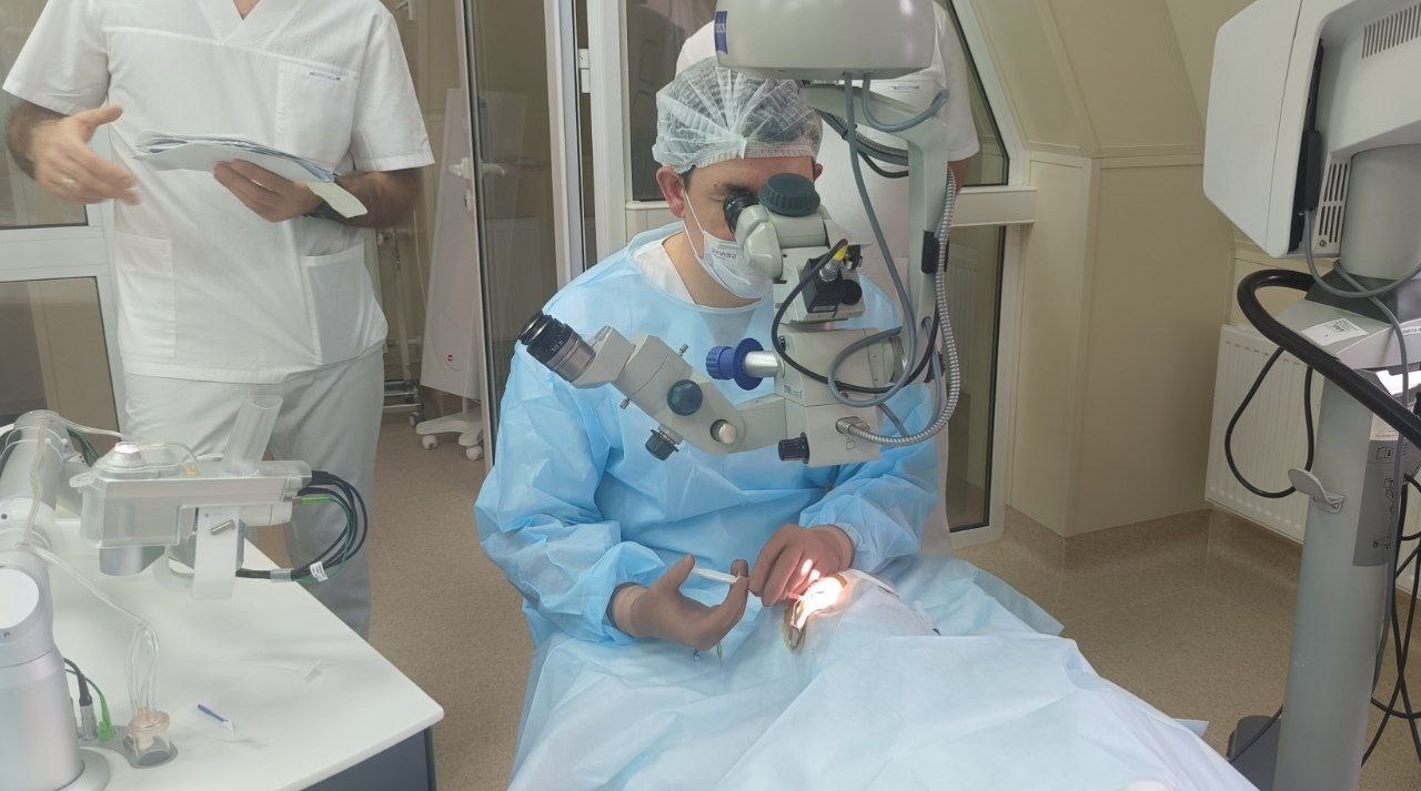 Первая операция CLEAR в стенах ВЦГПХ — бережное возвращение зрения